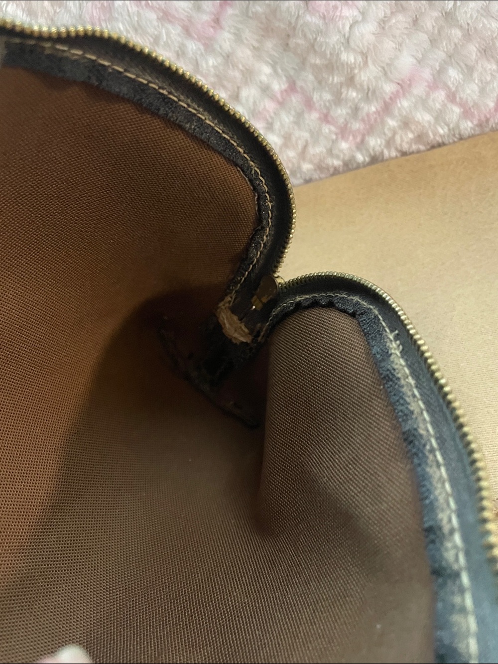Louis Vuitton Pouch with COA - Picture 12 of 16